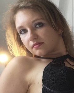 Луна Джейд